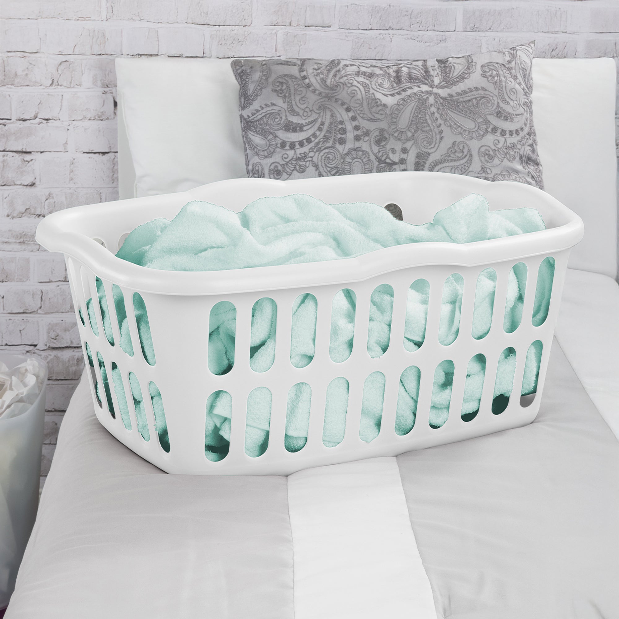 Sterilite 1.5 Bushel Rectangular Plastic Laundry Basket Bins, White, 12 Pack