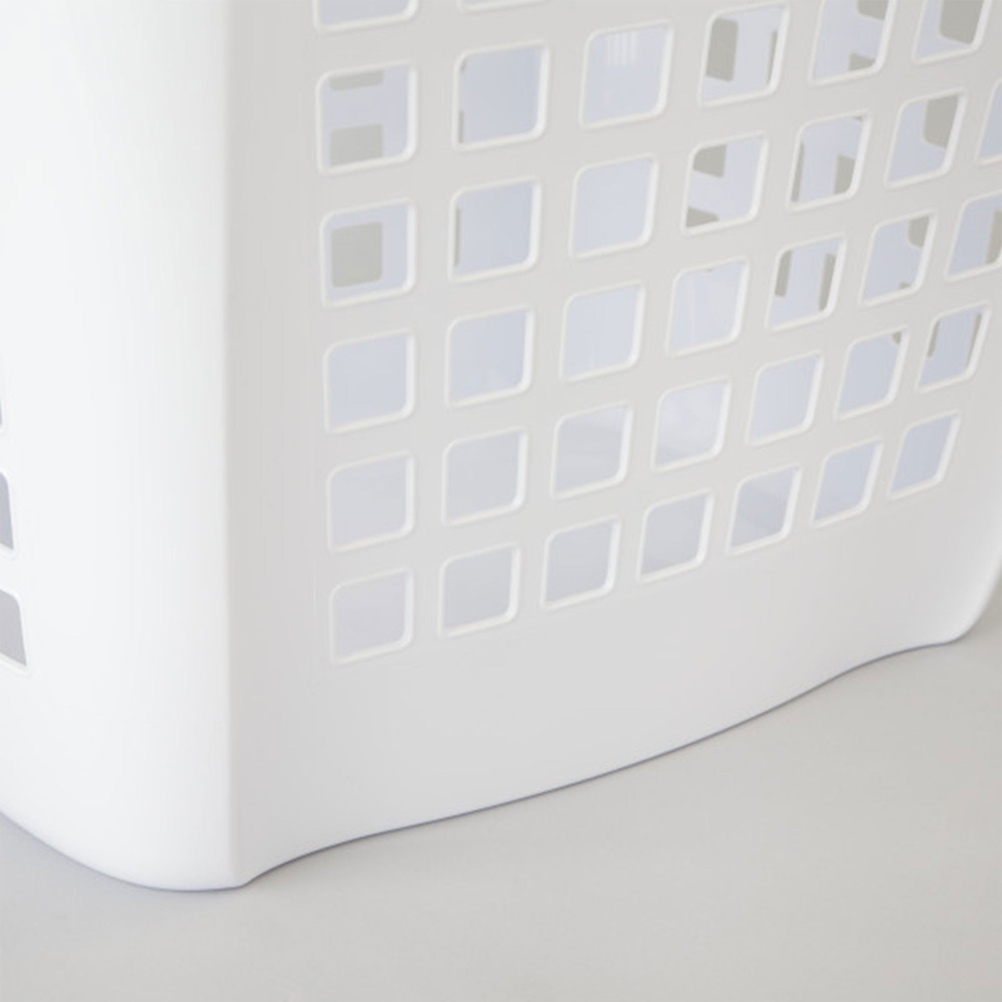 Sterilite Ultra Easy Carry Dirty Clothes Laundry Basket Hamper, White (8 Pack) - VMInnovations