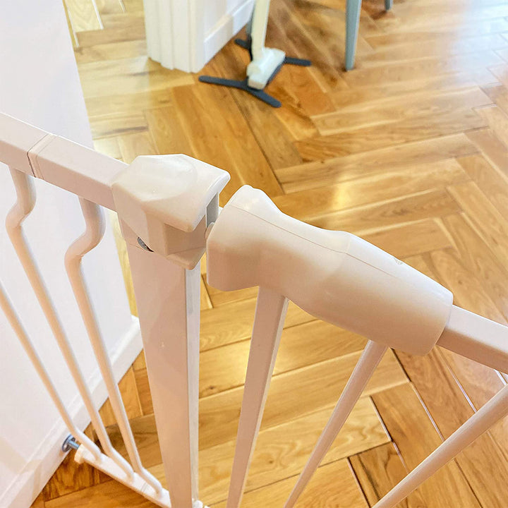 BalanceFrom Walk Thru Auto Close Hold Open Baby Safety Gate, 29.1-43.3" (Used)