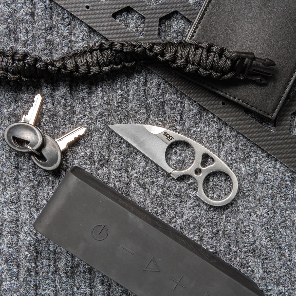 SOG Snarl 2.3 In Stainless Steel Sheepsfoot Fixed Blade Knife w/ Gripping Holes - VMInnovations