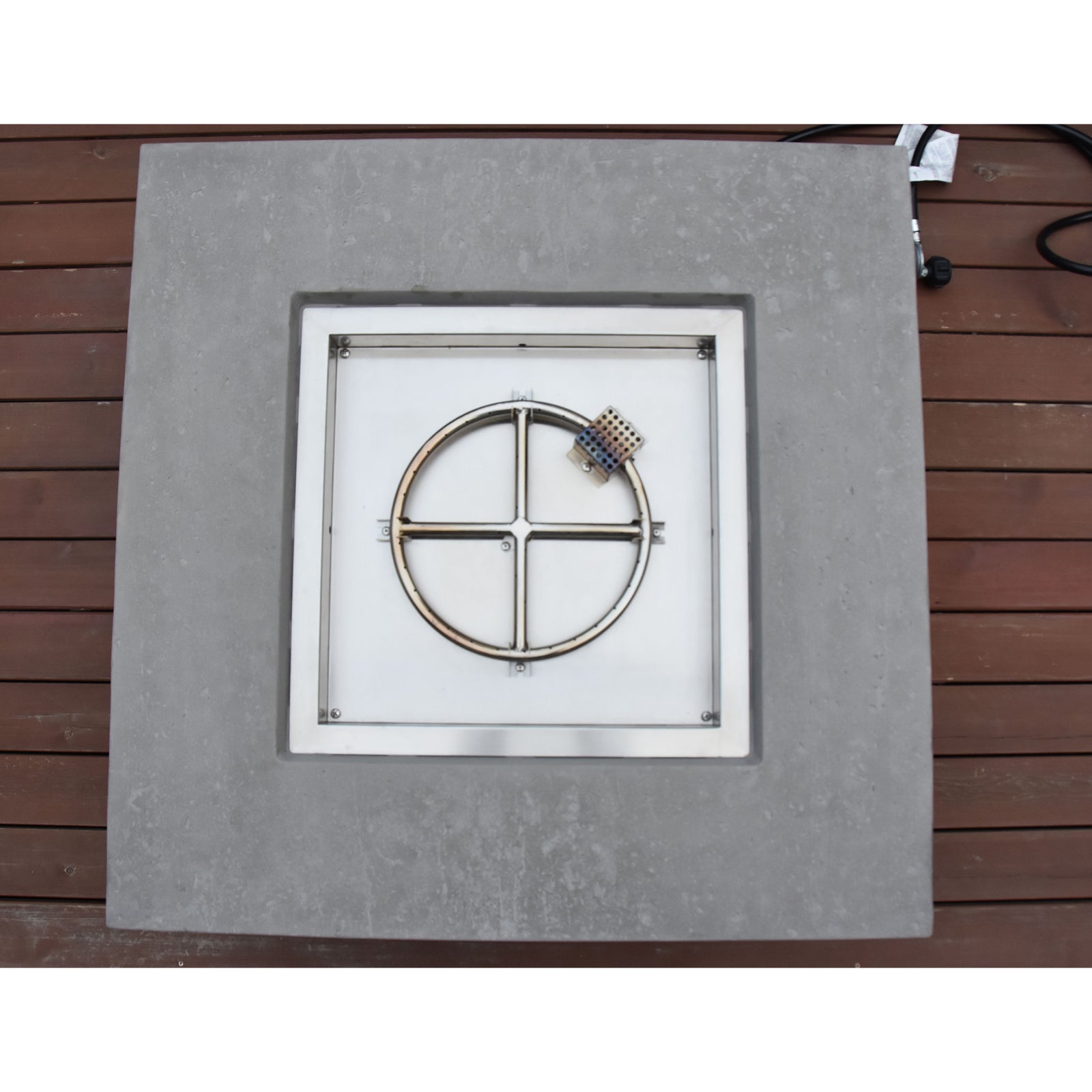Elementi Manhattan 36" Concrete Outdoor 45,000 BTU Liquid Propane Fire Pit Table - VMInnovations