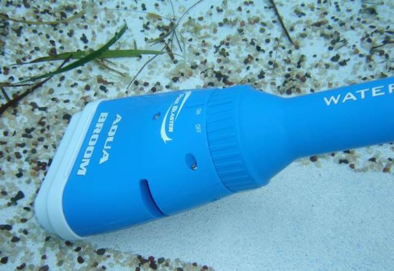 Pool Blaster Aqua Broom Pool Spa Suction Cleaner Battery Vacuum (Open Box)