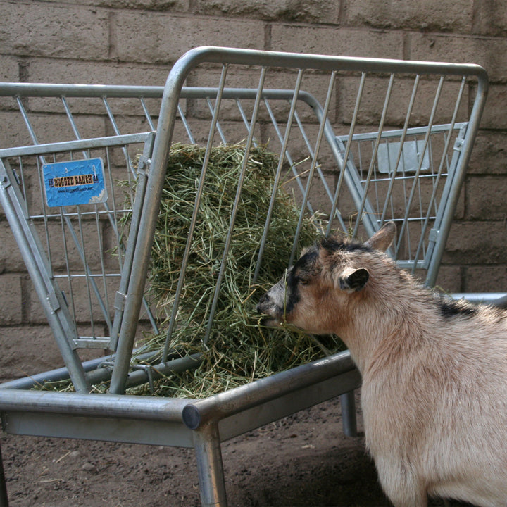 Rugged Ranch Products 4 Foot Heavy Duty Galvanized Steel Pasture Feeder (Used)