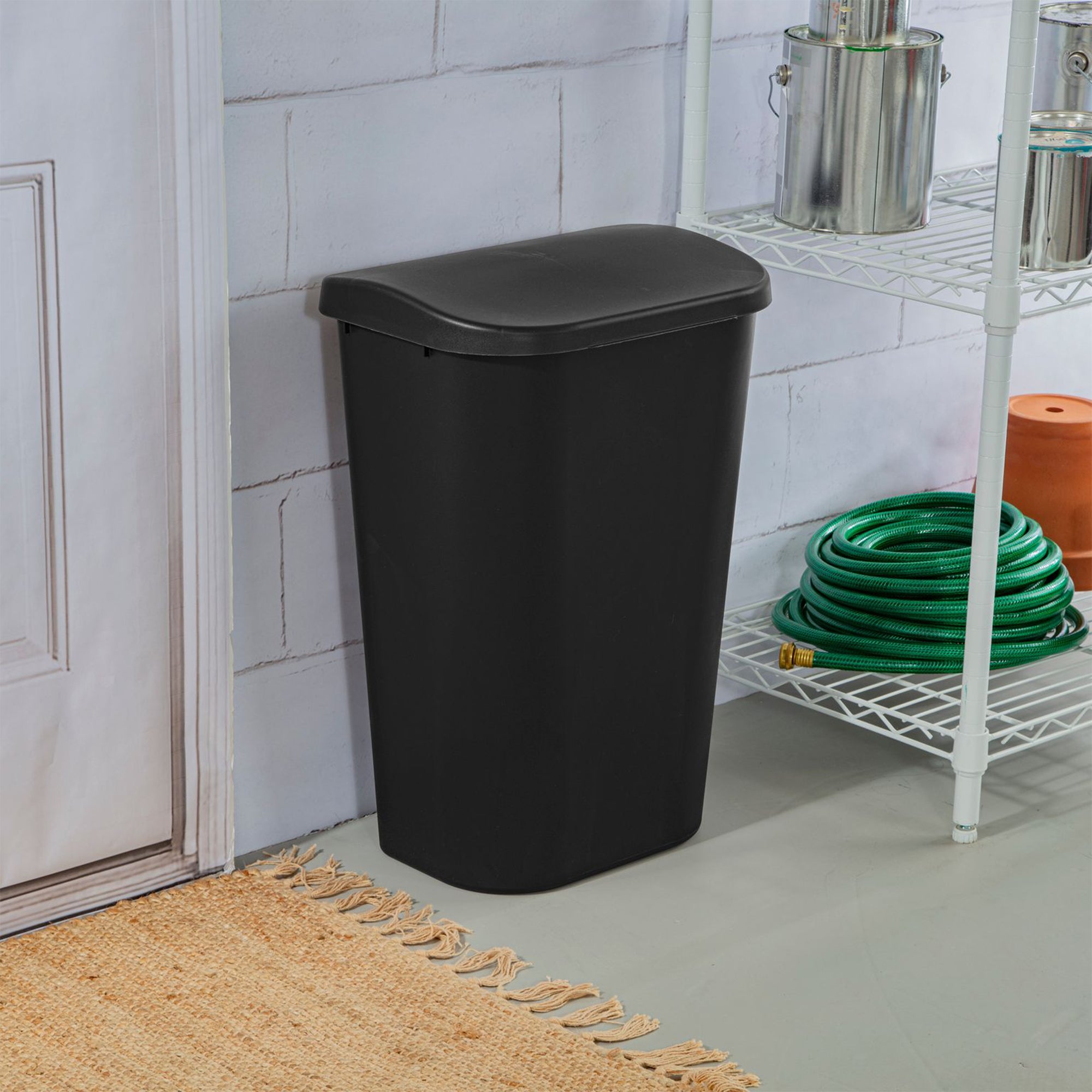 Sterilite 11.3 Gal Lift Top Lid Wastebasket Kitchen Trash Can, Black (32 Pack) - VMInnovations