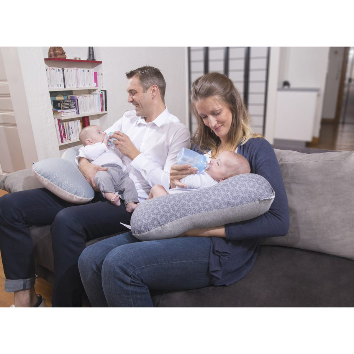 Babymoov Mom and Baby Sleep Aid Leg Support Nursing Pillow, Grey Polka Dots - VMInnovations
