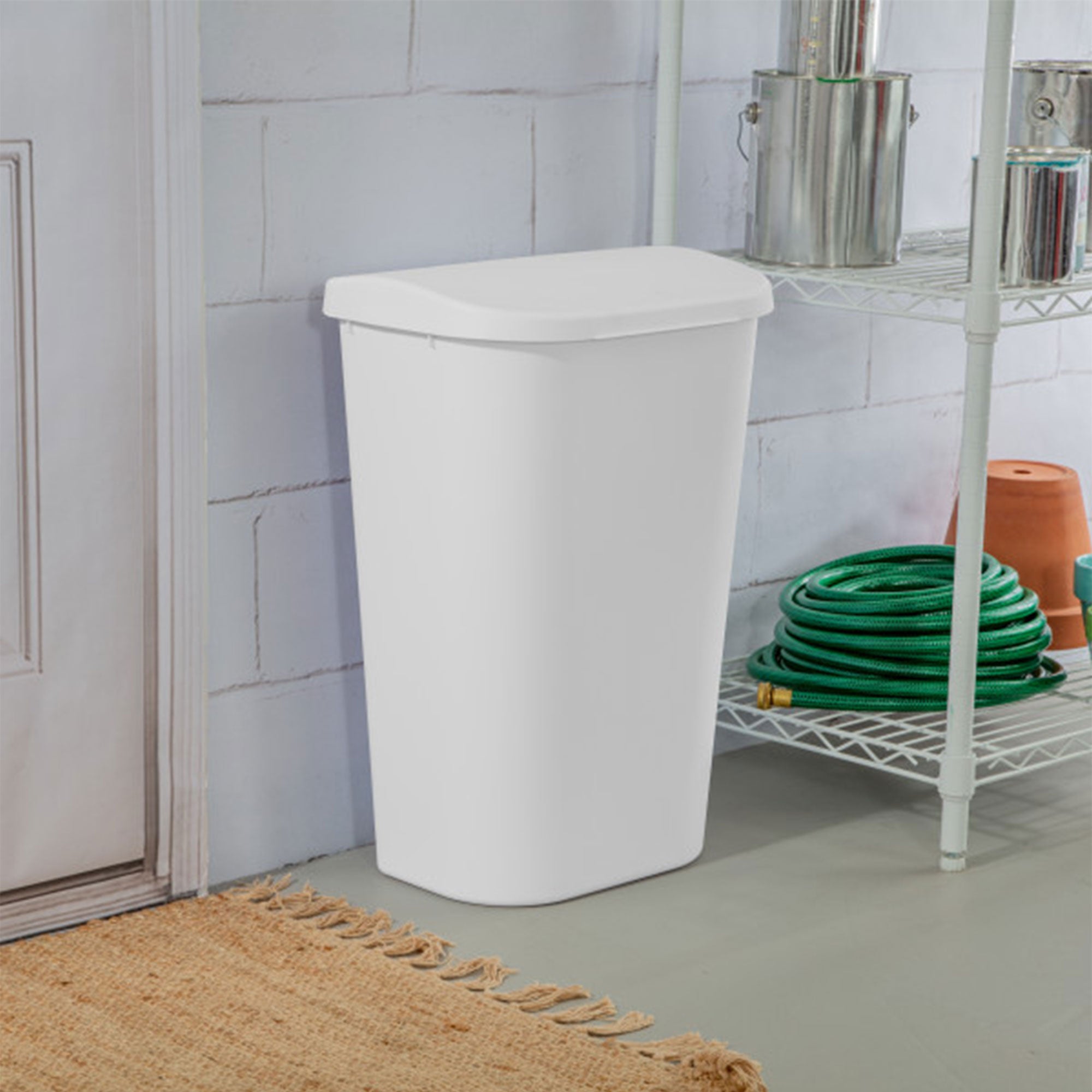 Sterilite 11.3 Gallon Lift Top Lid Wastebasket Kitchen Trash Can, White (6 Pack)