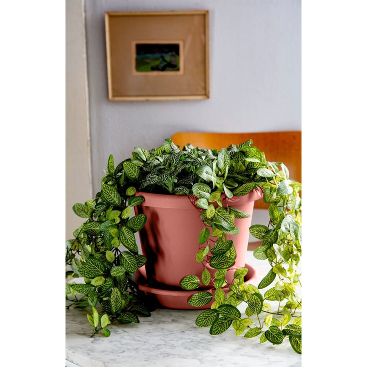 The HC Companies 14" Plastic Classic Pot Planter, Terra Cotta (Open Box) - VMInnovations