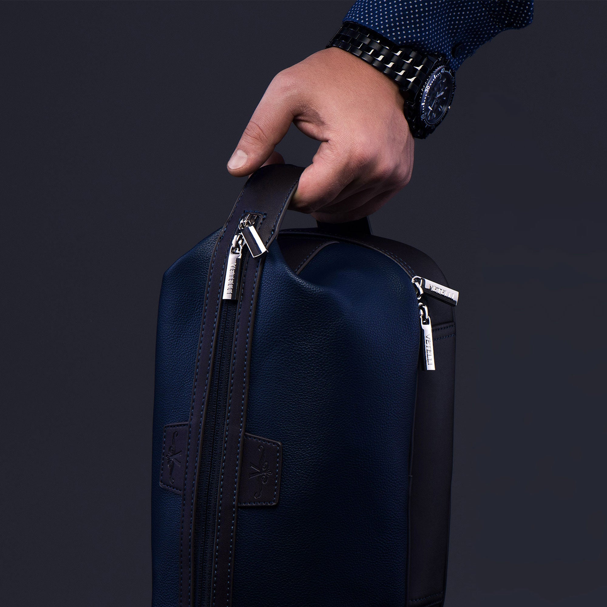 Vetell Leo Large Leather Travel Toiletry Case and Shave Bag (Used) - VMInnovations