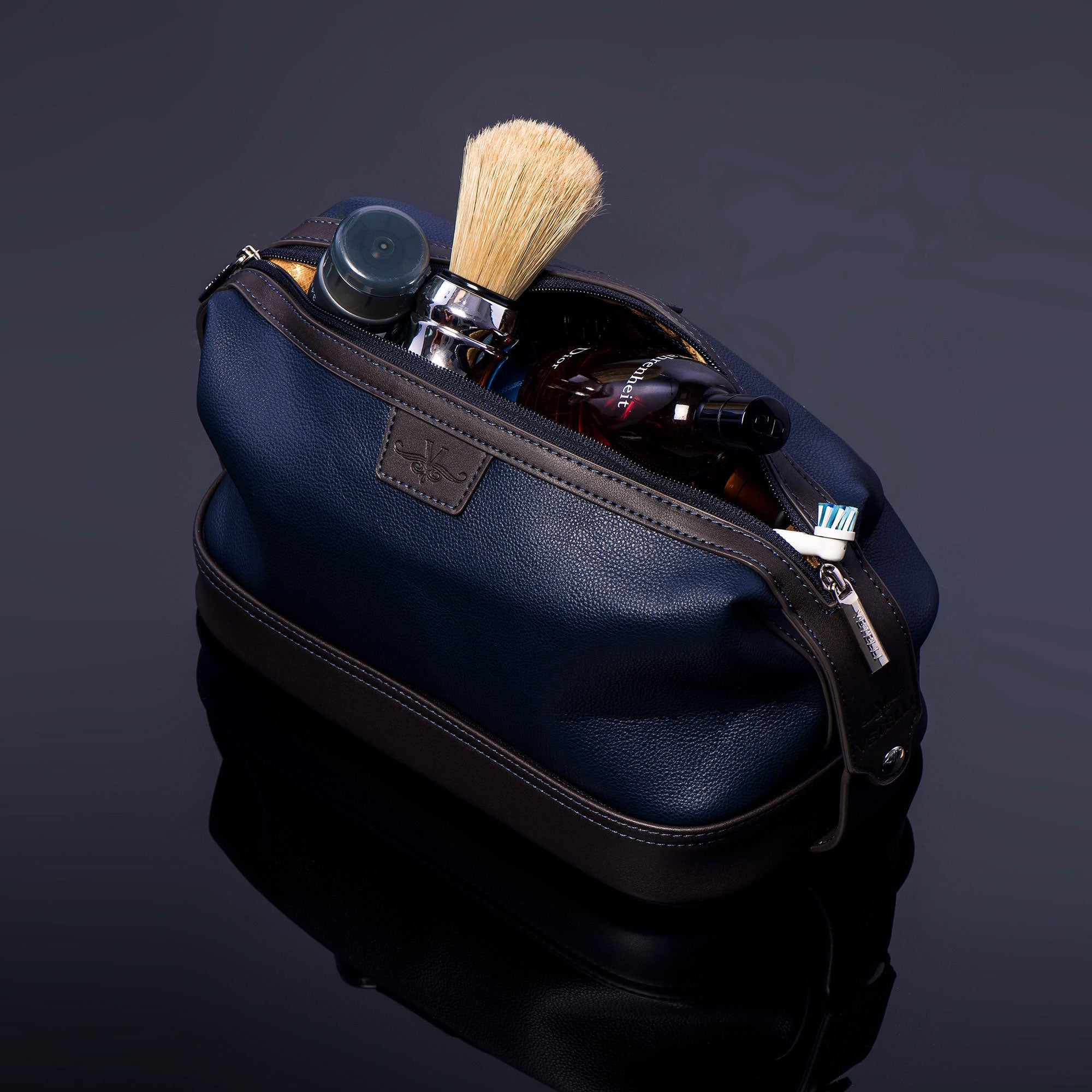 Vetell Leo Large Leather Travel Toiletry Case and Shave Bag (Used) - VMInnovations