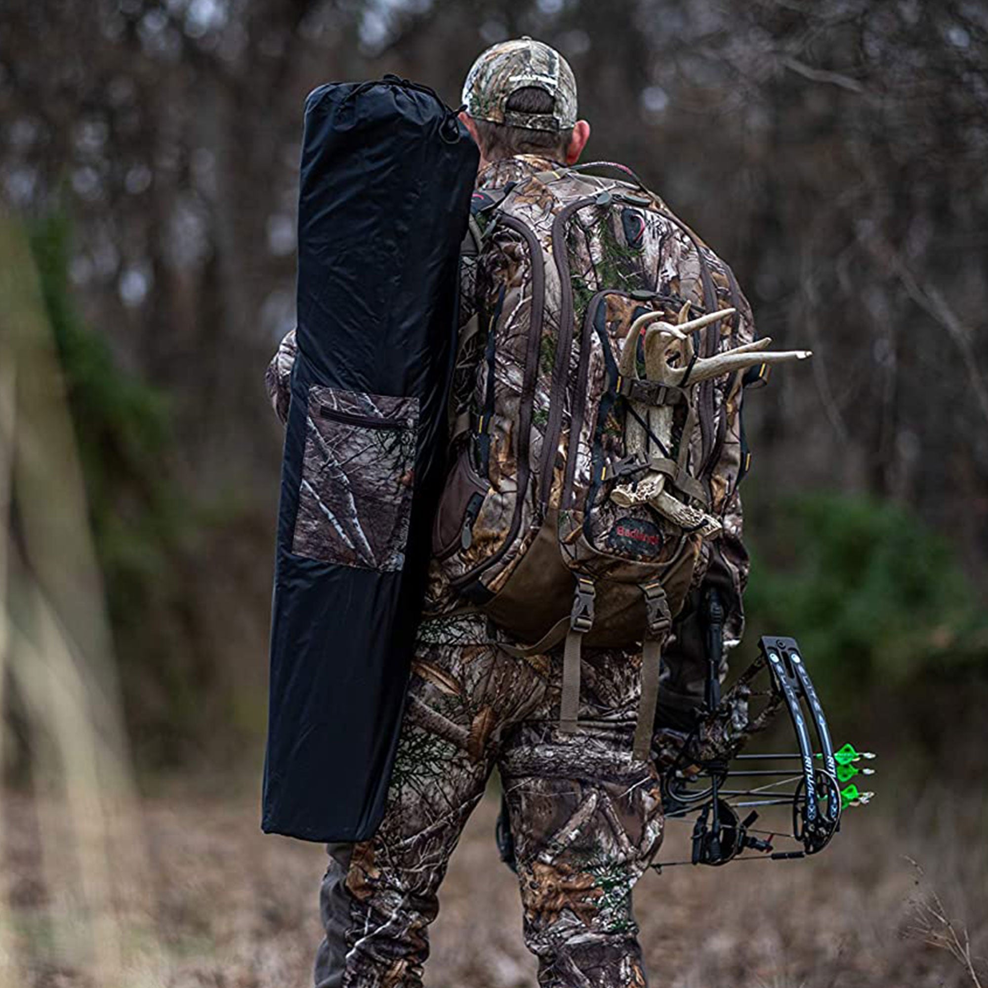 Rhino Blinds R300-RTE 3 Person Hunting Ground Blind w/ 3 Windows, Realtree Edge - VMInnovations