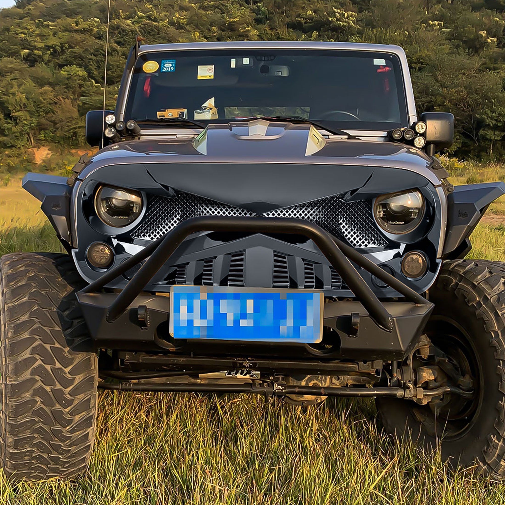 American Modified Front Hawke Grille for 07-18 Jeep Wrangler, Glossy Black(Used) - VMInnovations