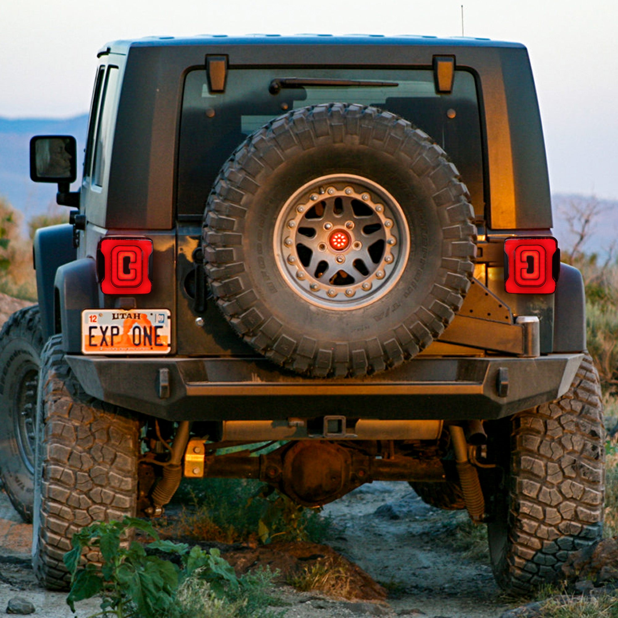AMERICAN MODIFIED Tail Lights Compatible w/07-18 Jeep Wrangler JK/JKU (Open Box) - VMInnovations