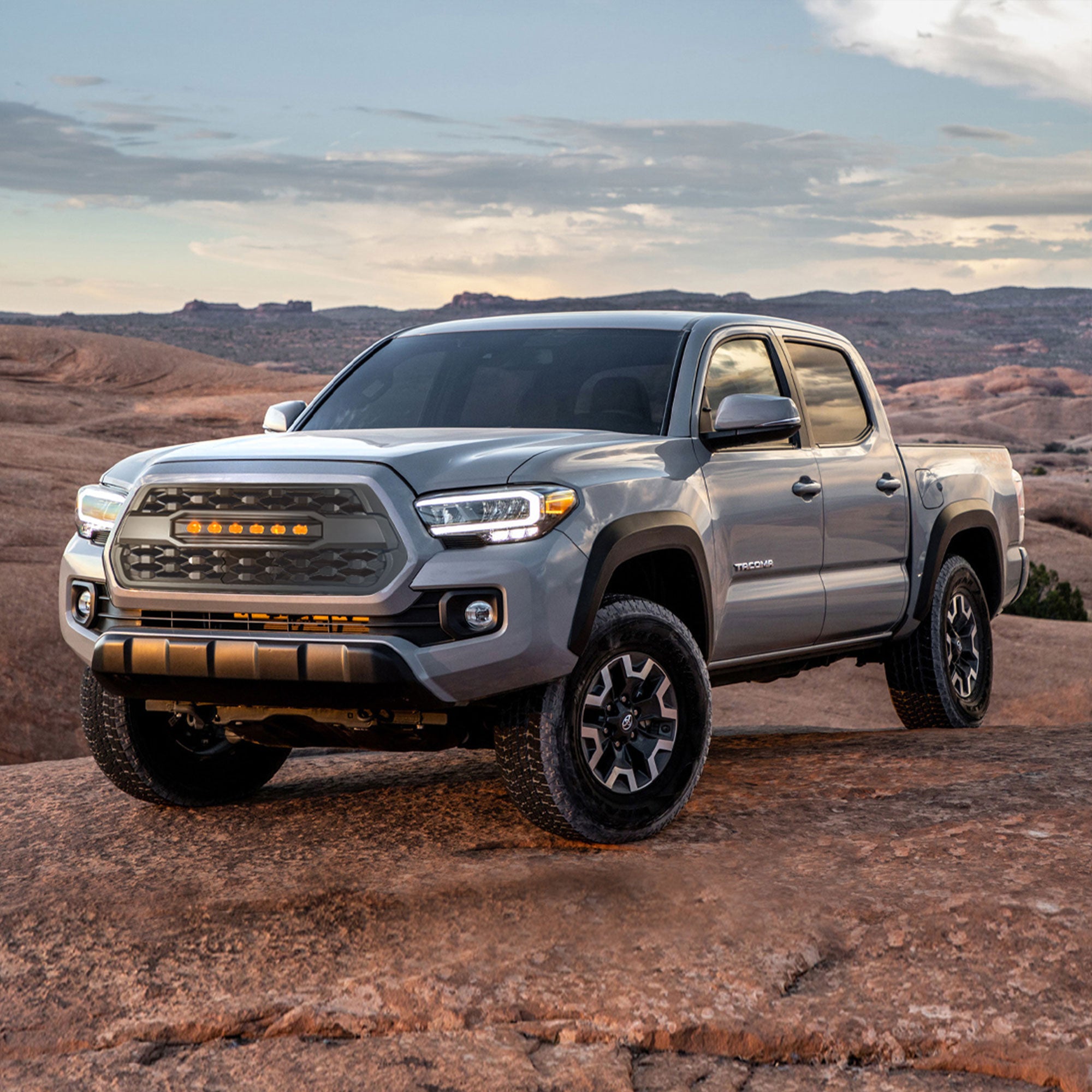 AMERICAN MODIFIED Pro Style Grille w/ Off Road Lights for 2016-23 Tacoma, Black - VMInnovations