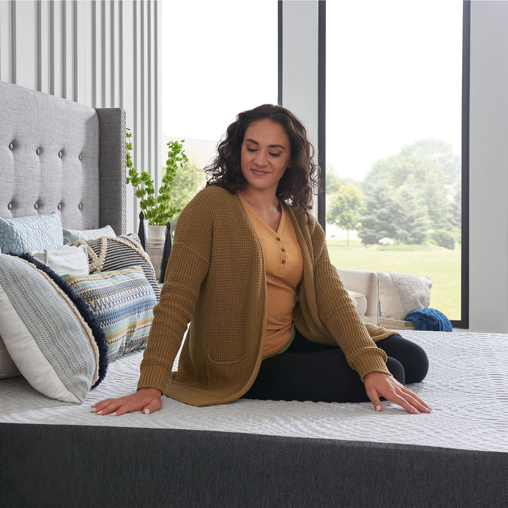 Sealy F03-00155-TX0 Essentials 10 Inch Hybrid Mattress in a Box, Twin XL, White