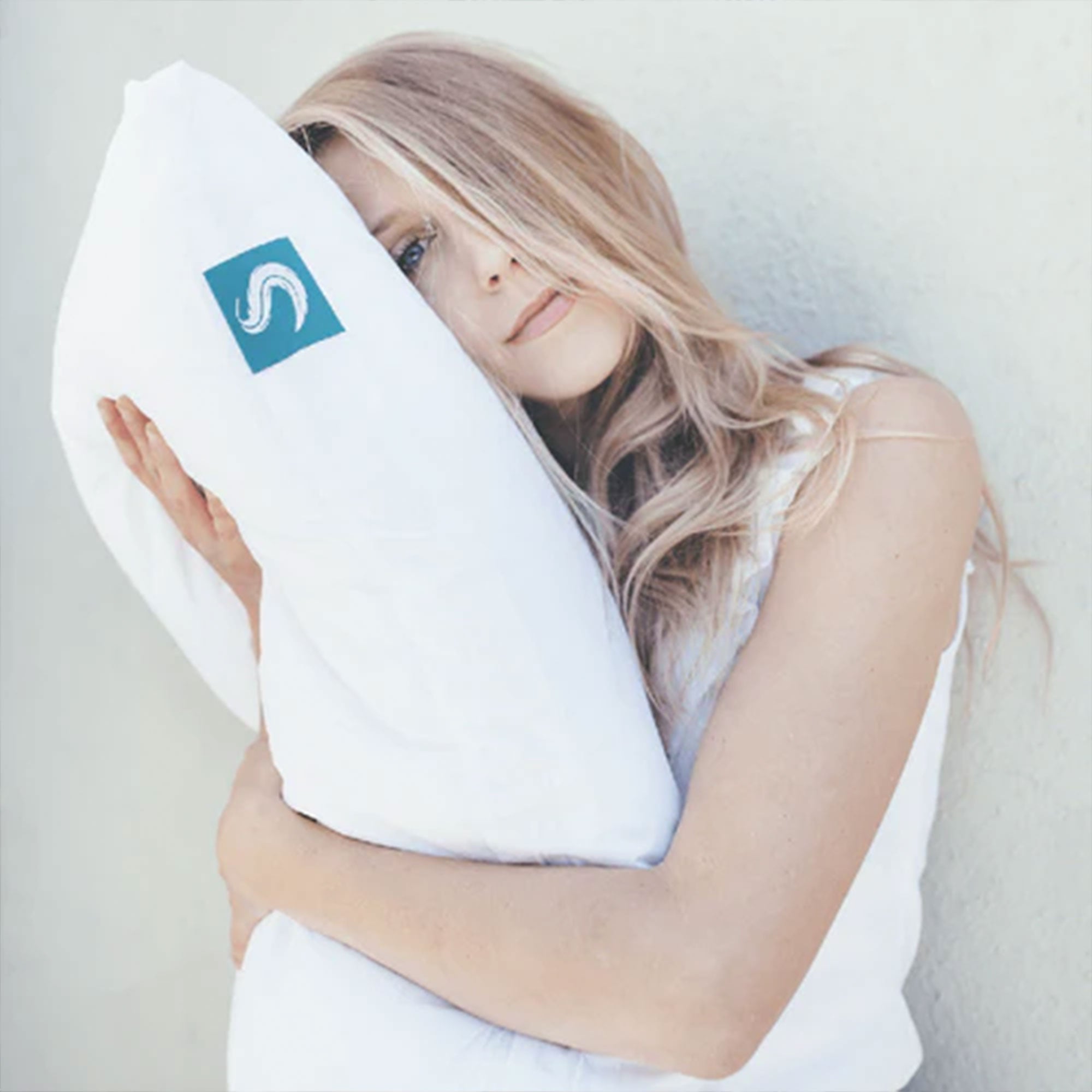 Sleepgram Bed Support Sleeping Pillow with Microfiber Cover, Queen Size (Used)
