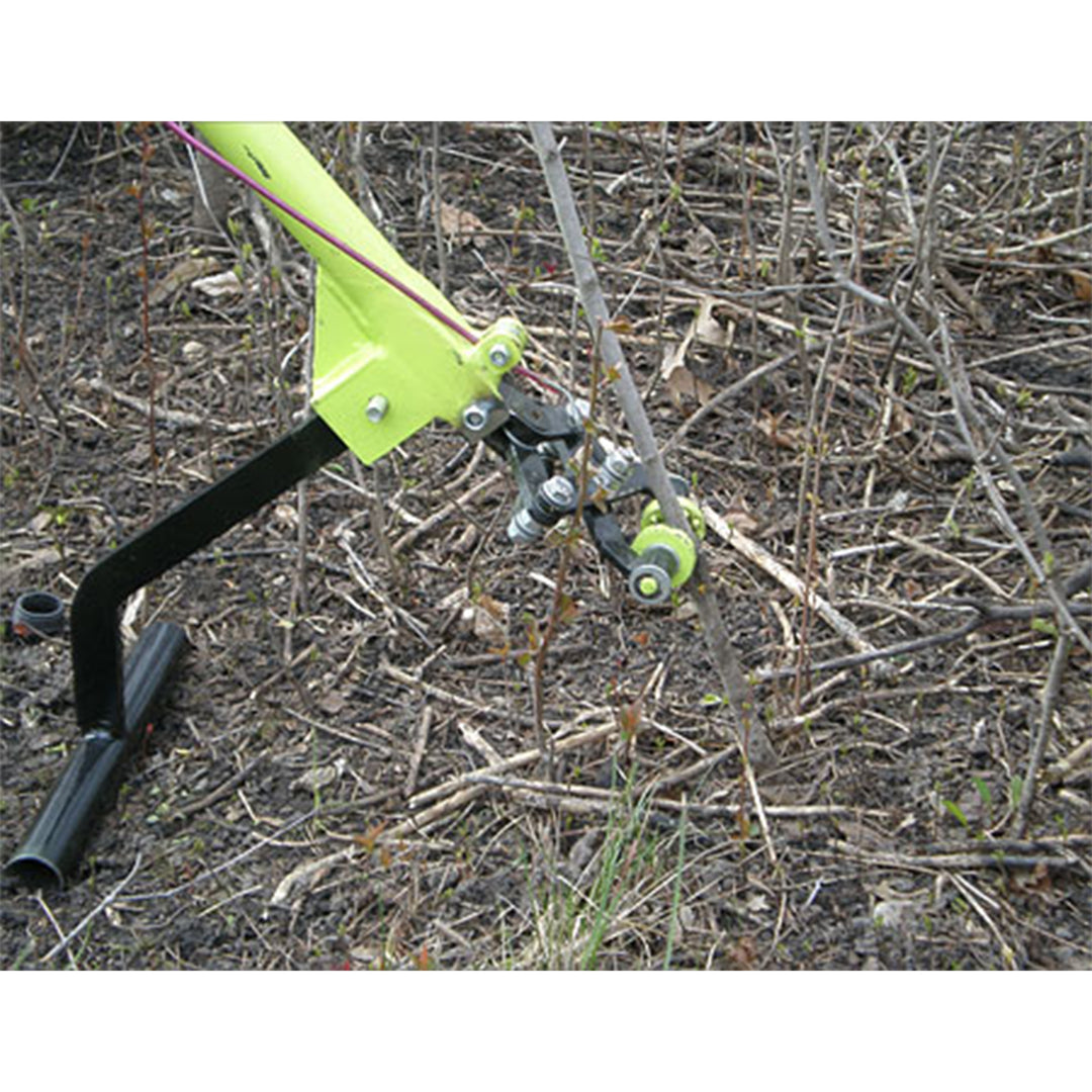 Brush Grubber Heavy Duty 4 Foot Steel Handled Shallow Root Lifting Tool, Green