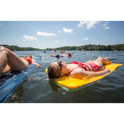Floatation iQ Personal Floating Oasis Honeycomb Lake Water Pool Lounger Foam Mat