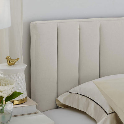 Classic Brands Chicago Modern Tufted Upholstered Platform Bed Frame, King, Shell