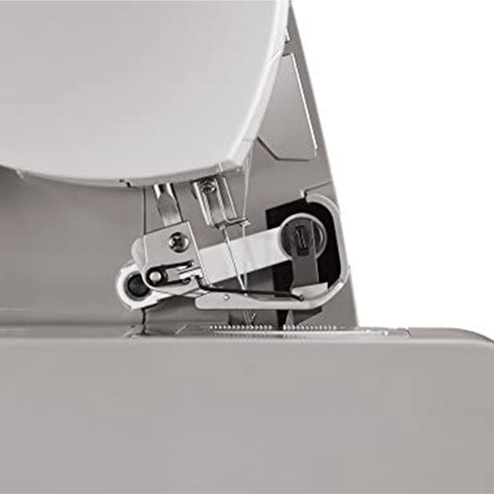 Singer 120V Heavy Duty 2 to 4 Thread Stitch Serger Sewing Machine, Gray (Used)