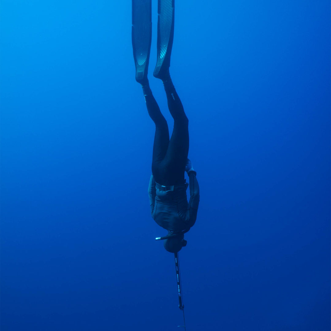 Sportube Lightweight Protective Outdoor Sports Gear Travel Case, Blaze (Used) - VMInnovations