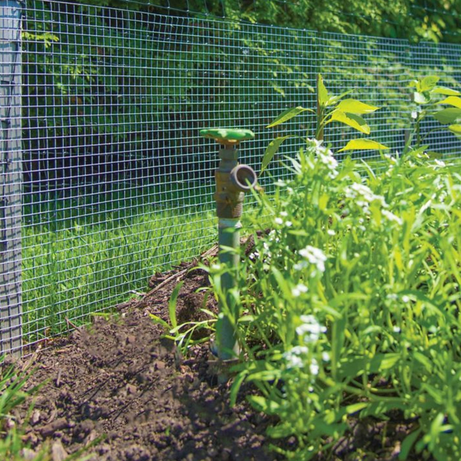 YardGard 4' x 5' 0.25" Square Mesh Wire Hardware Cloth Poultry Fence, Silver - VMInnovations
