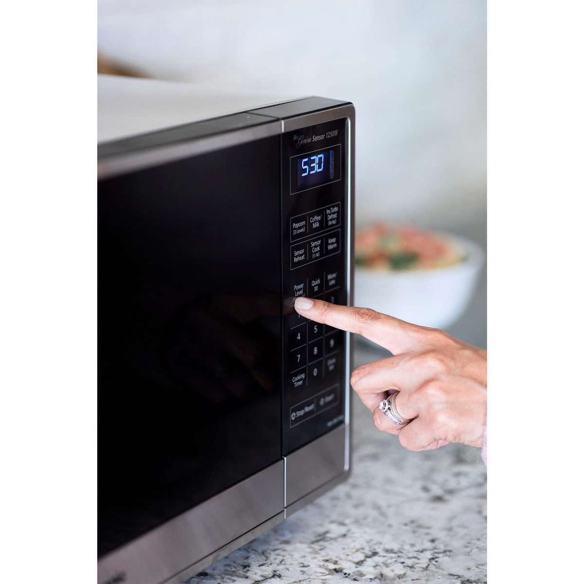 Panasonic 1.6 Cu. Ft. 1250 Watt Countertop Microwave