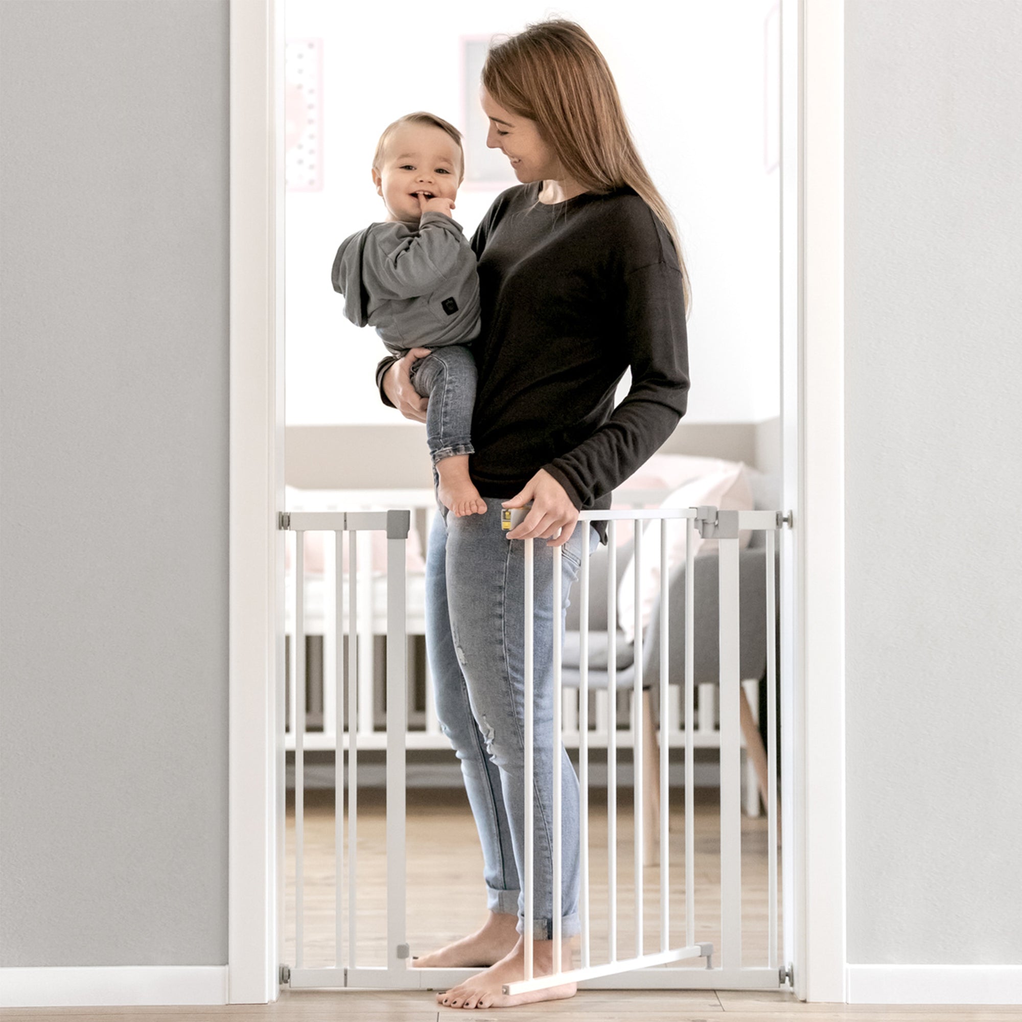 59728 Open N Stop KD Pressure Fit with 3.5 In Extension Baby Gate, WT (Open Box) - VMInnovations