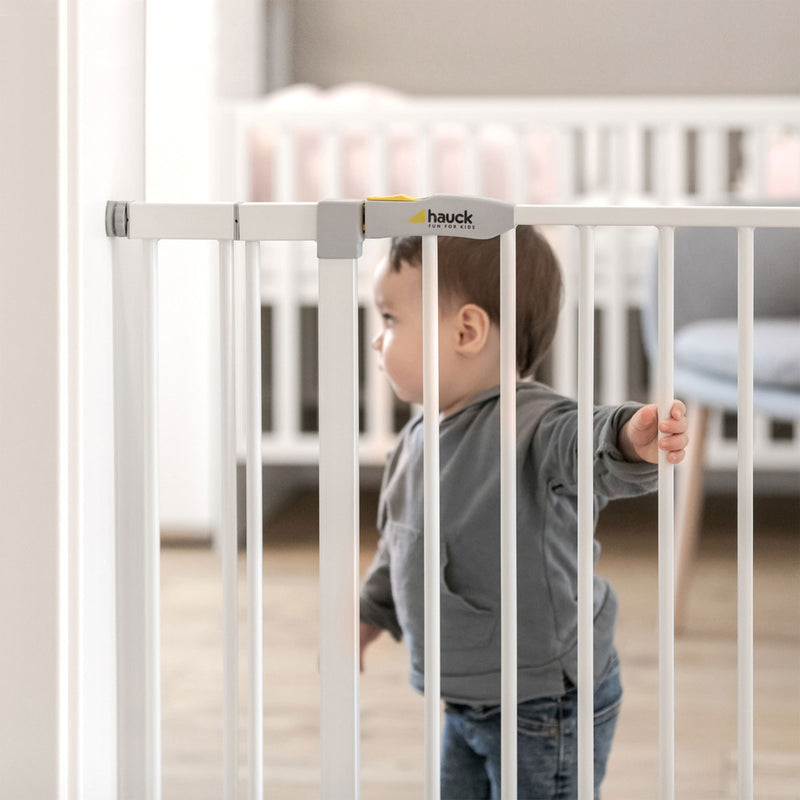 Hauck Pressure Mounted Baby Safety Gate with 8" Extension, White (Open Box)