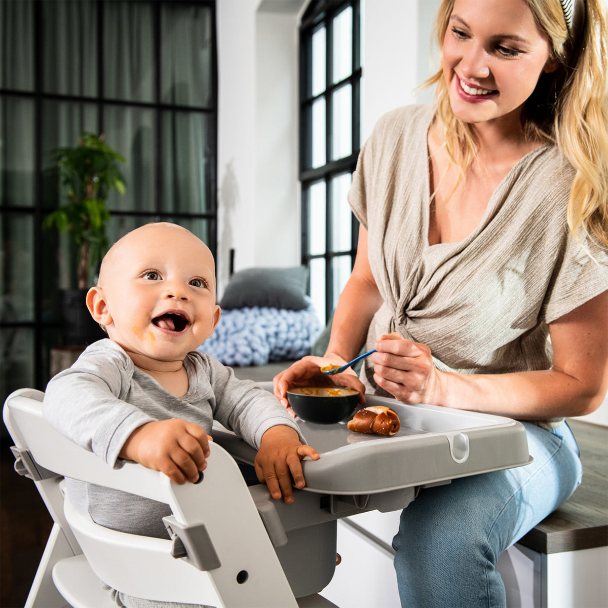 hauck Alpha+ Adjustable Booster High Chair, White & 2 Pack High Chair Tray Table