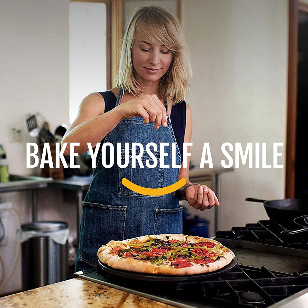 Heritage Products 15" Round Ceramic Non Stick Pizza Stone w/Wheel Cutter, Black - VMInnovations