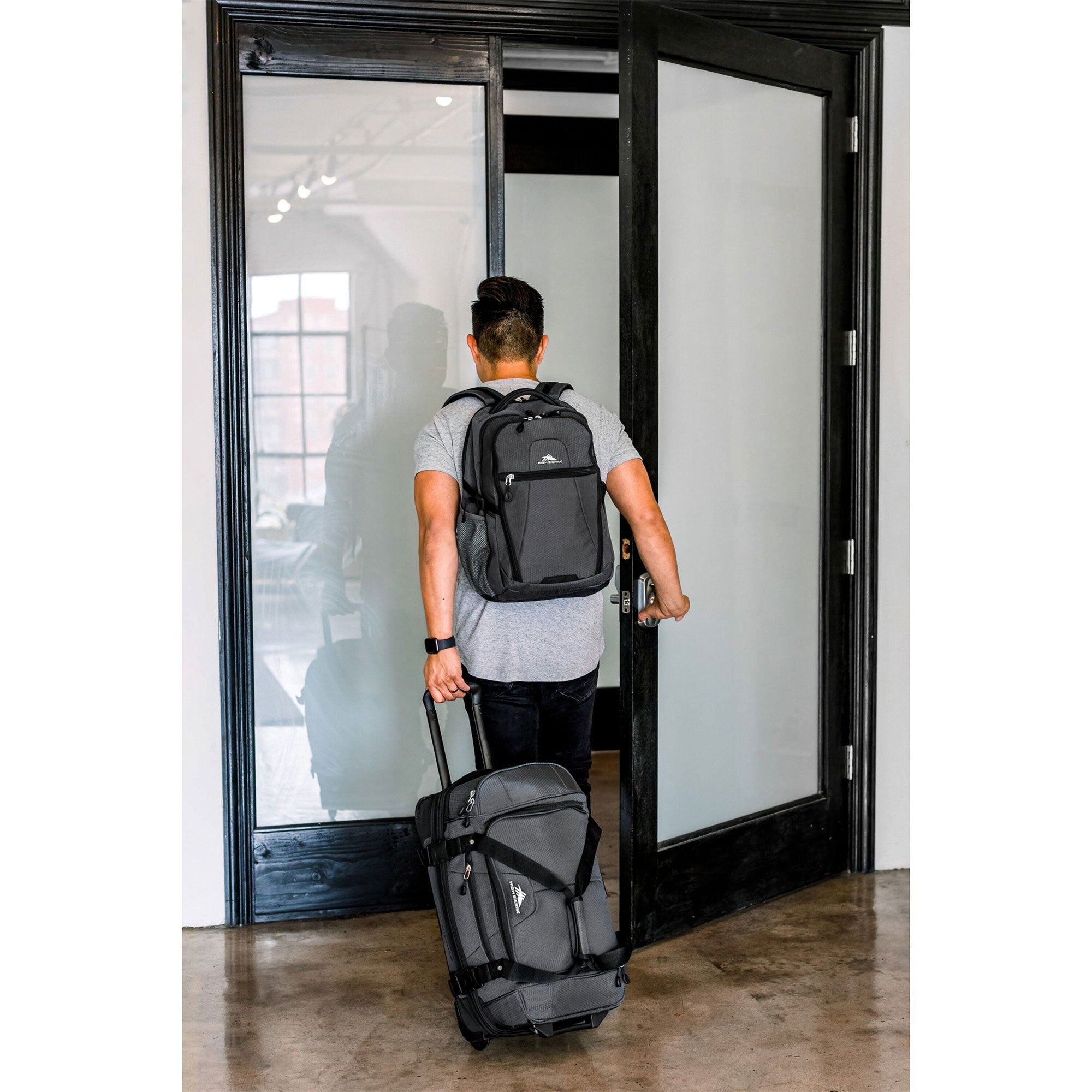 High Sierra Fairlead 22' Drop Wheeled Duffel Bag Traveling Luggage (Open Box) - VMInnovations