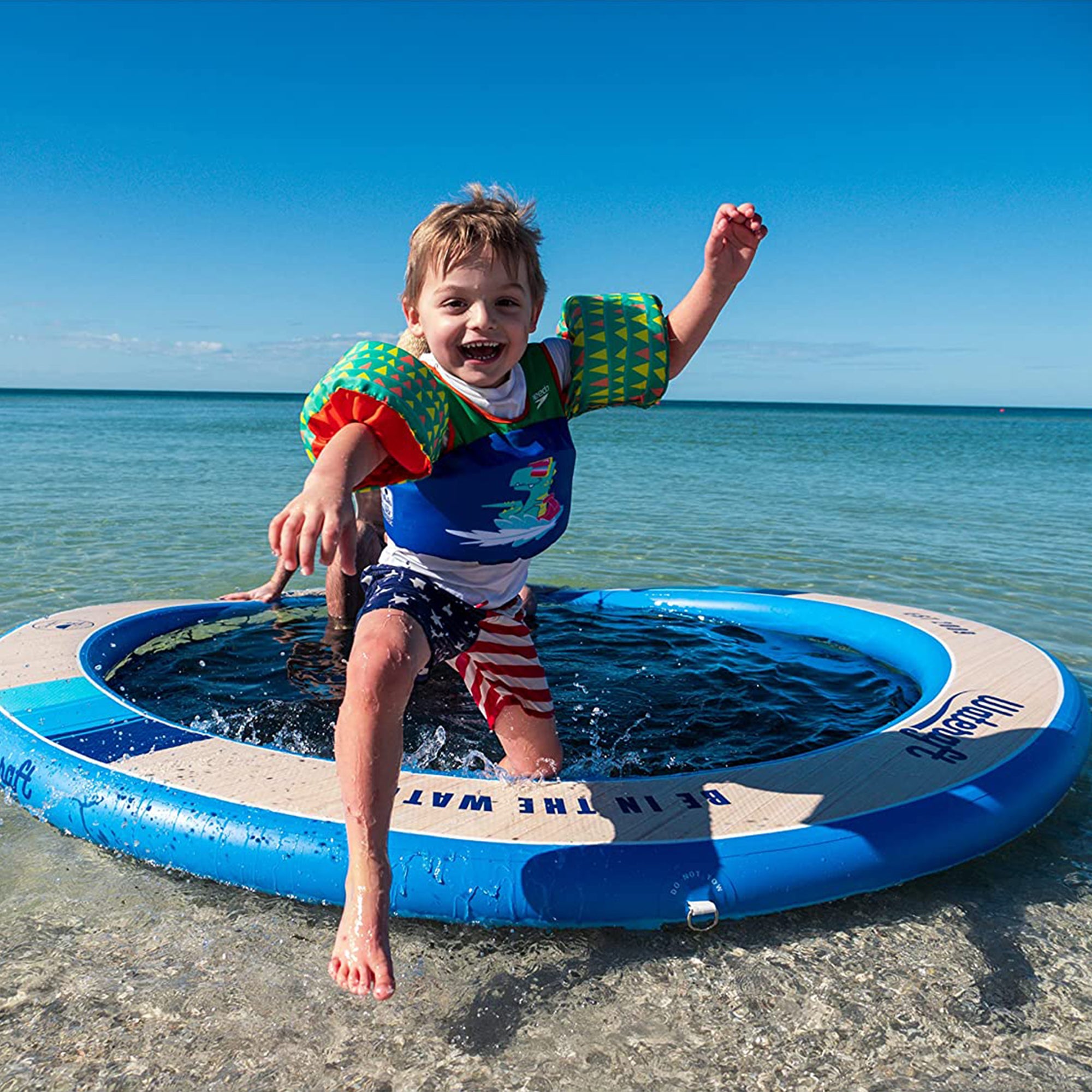 WateRaft Floating Inflatable Dock with Mesh Net, Supports Up To 6 Adults (Used) - VMInnovations