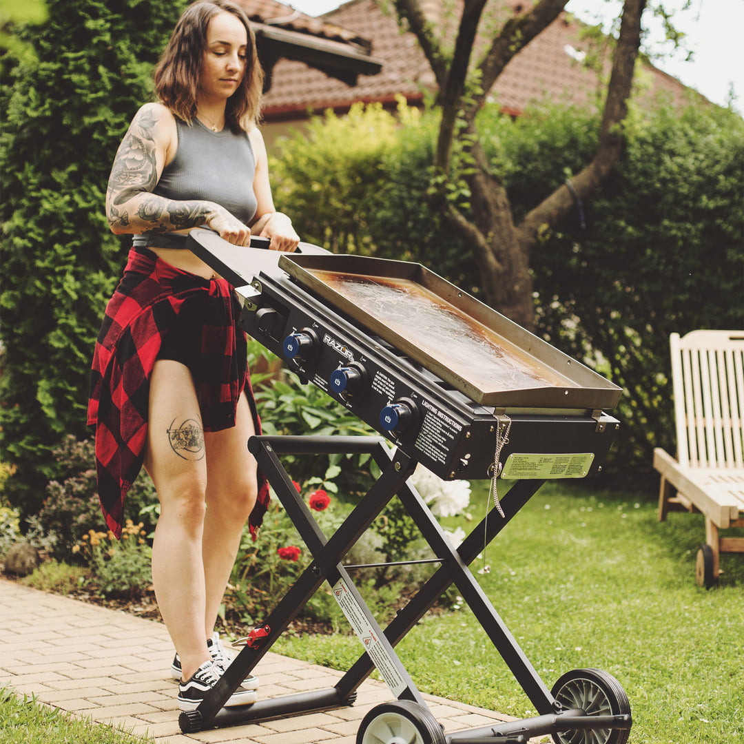 Razor Griddle 3 Burner 30,000 BTU Gas Grill & Griddle Cart w/Side Shelf (Used) - VMInnovations