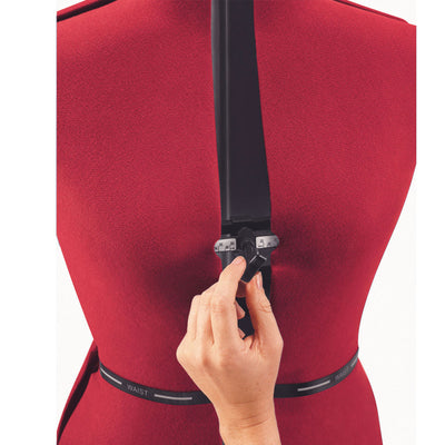 Singer Adjustable Dress Fits 4-10 Sm/Med w/360 Degree Hem Guide, Red (For Parts)