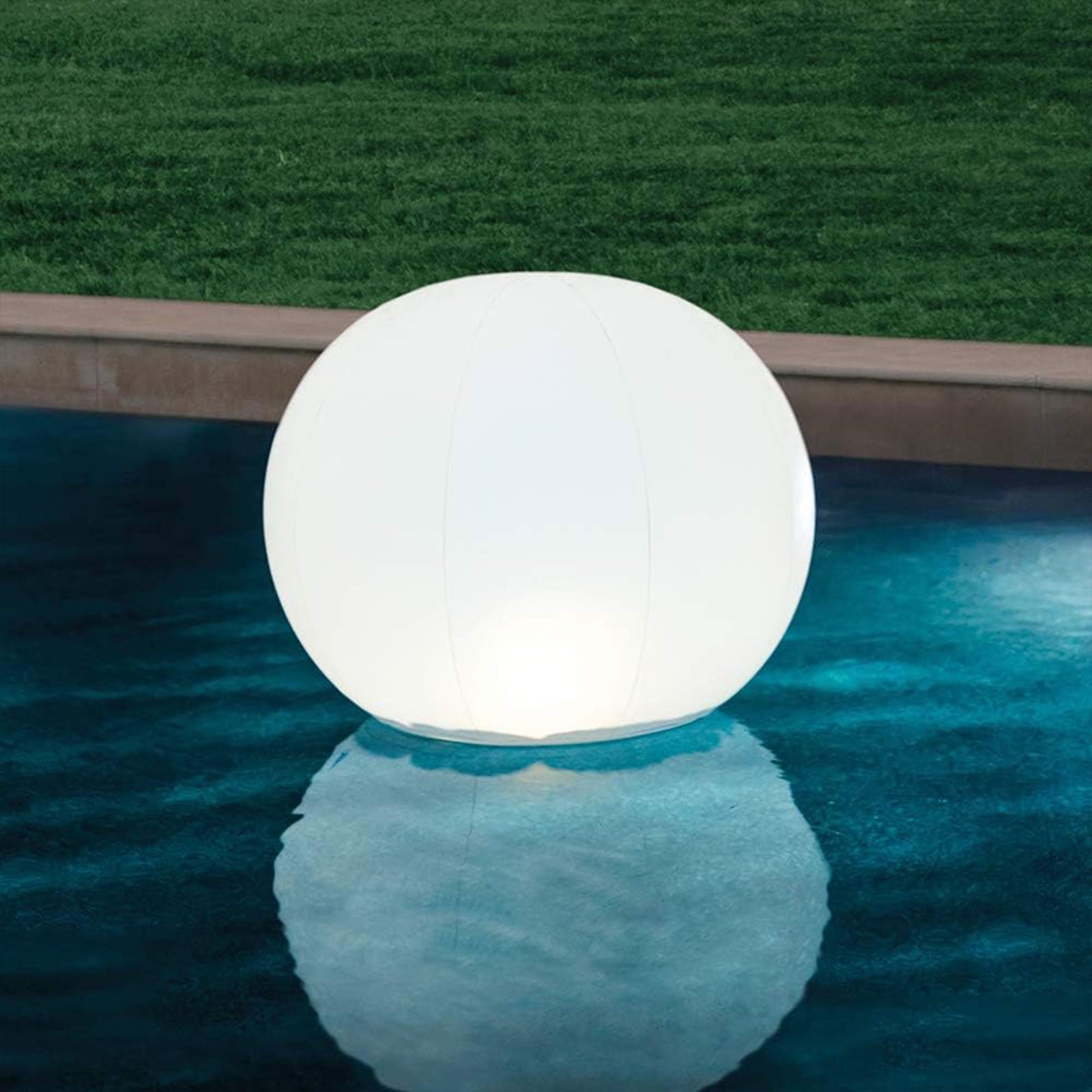 Intex Indoor/Outdoor Rechargeable Floating Globe LED Decorative Light (Open Box) - VMInnovations
