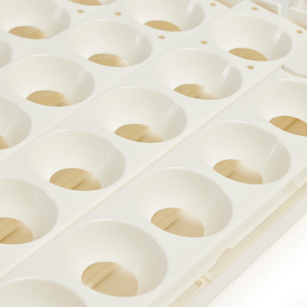 Farm Innovators 3200 Automatic Egg Turner for Improved Hatch, White (Open Box)