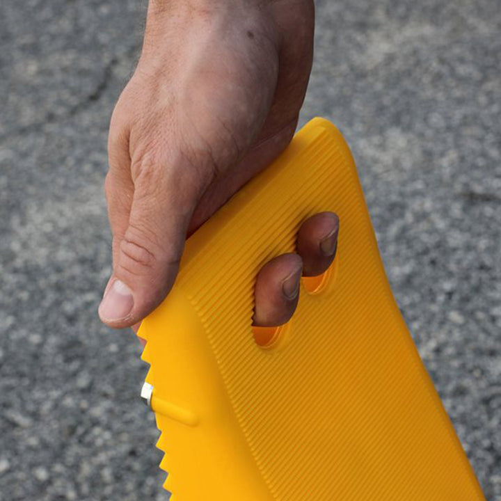 Camco PLUS Tandem Trailer Tire Changing Ramp with  5.5" Lift, Yellow (Used) - VMInnovations