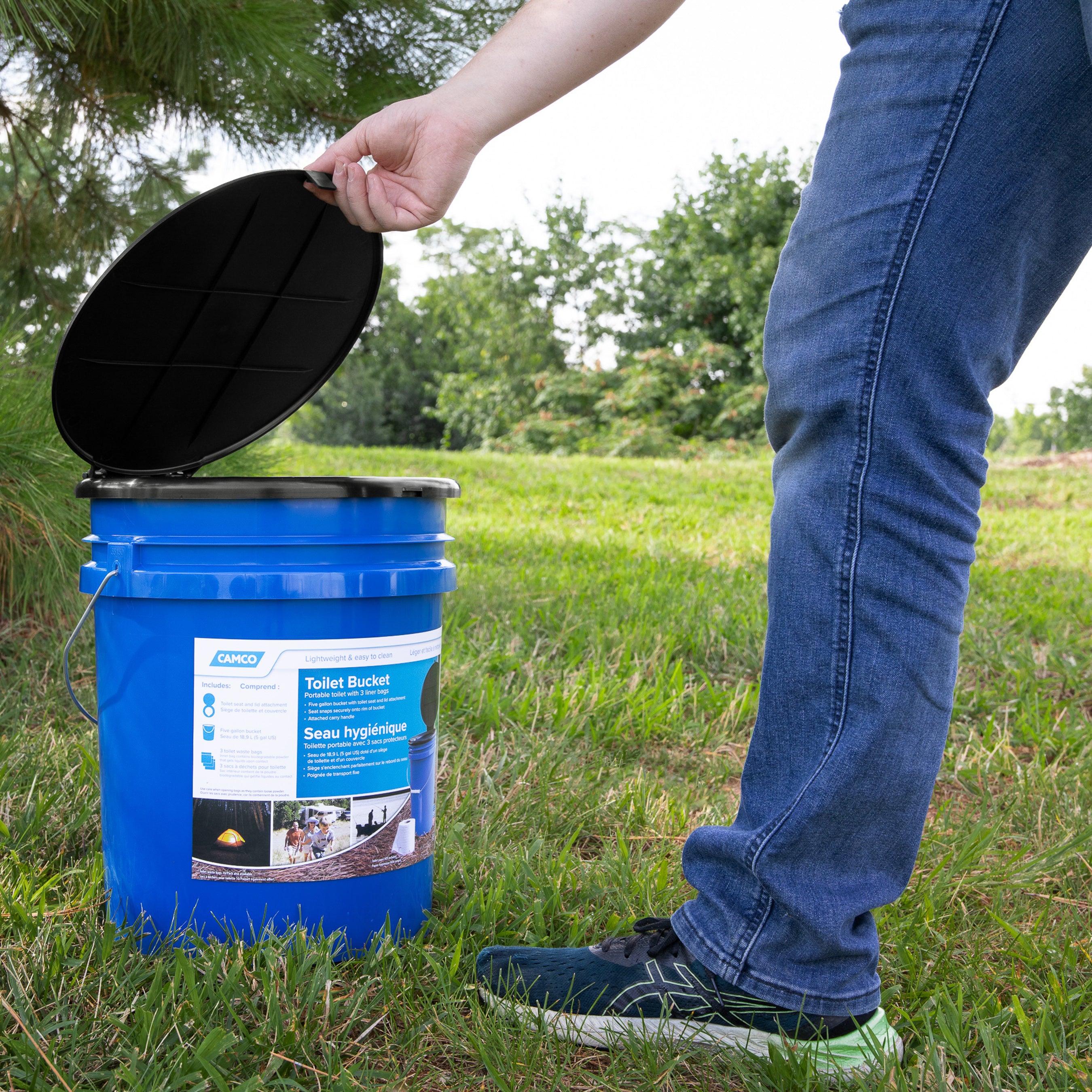 Camco RV Portable Outdoor 5 Gallon Toilet Bucket Kit with Seat & Lid (Open Box) - VMInnovations