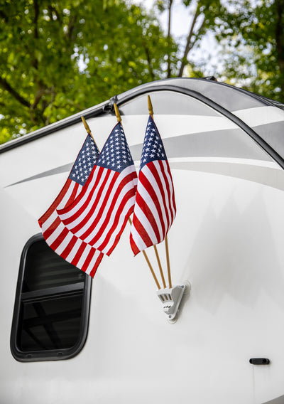 Camco 3 x 5 Inch Durable Plastic Construction Suction Cup Flag Holder, White - VMInnovations