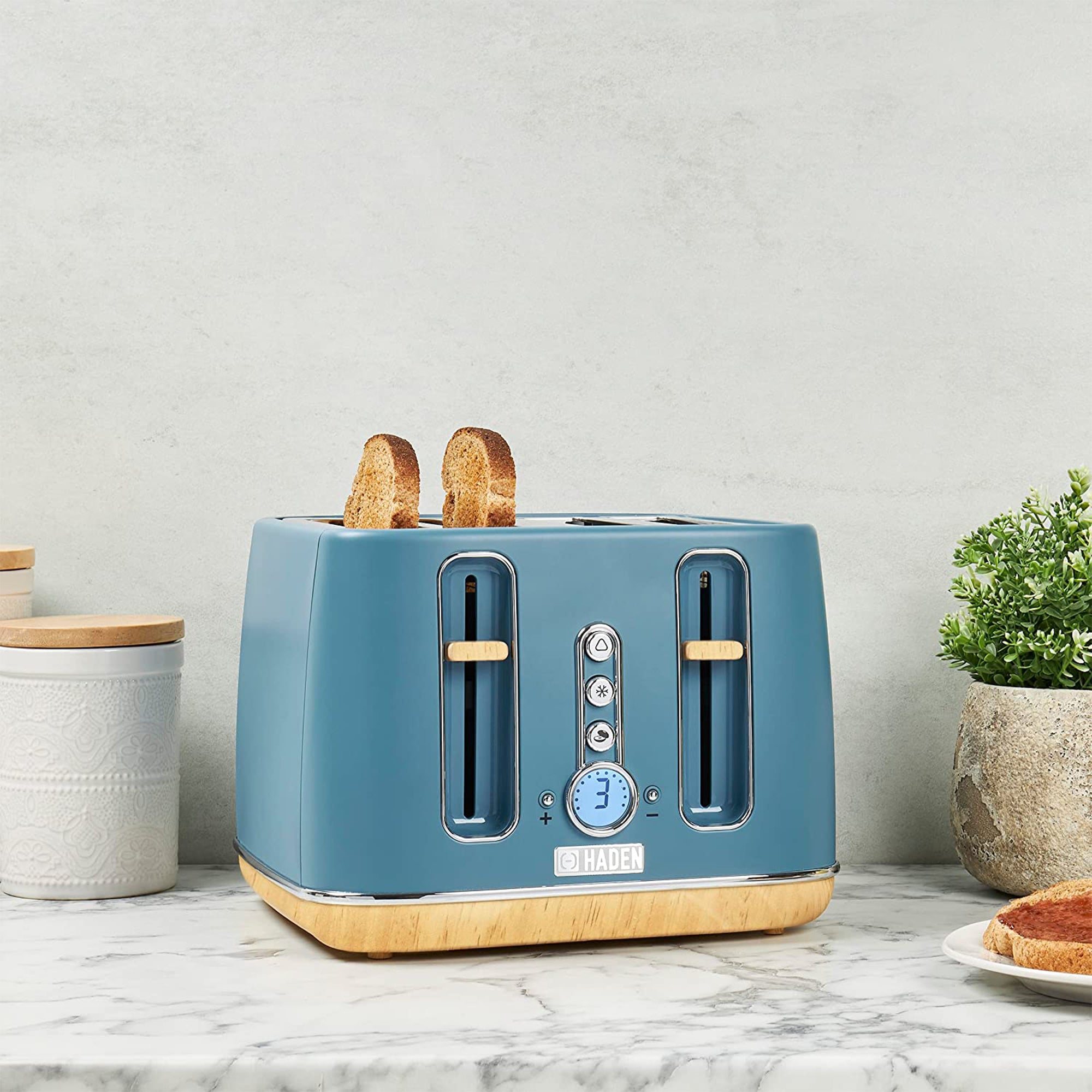 Dorchester 4 Slice Wide Slot Retro Toaster with Control Knob, Stone Blue (Used)