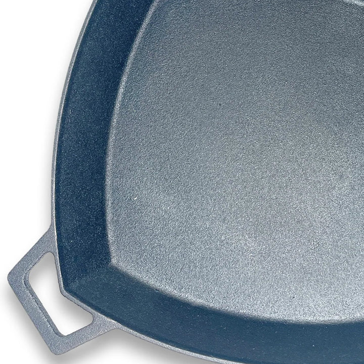 Bayou Classic 12" Square Cast Iron Cooking Skillet w/ Helper Handle (Open Box) - VMInnovations