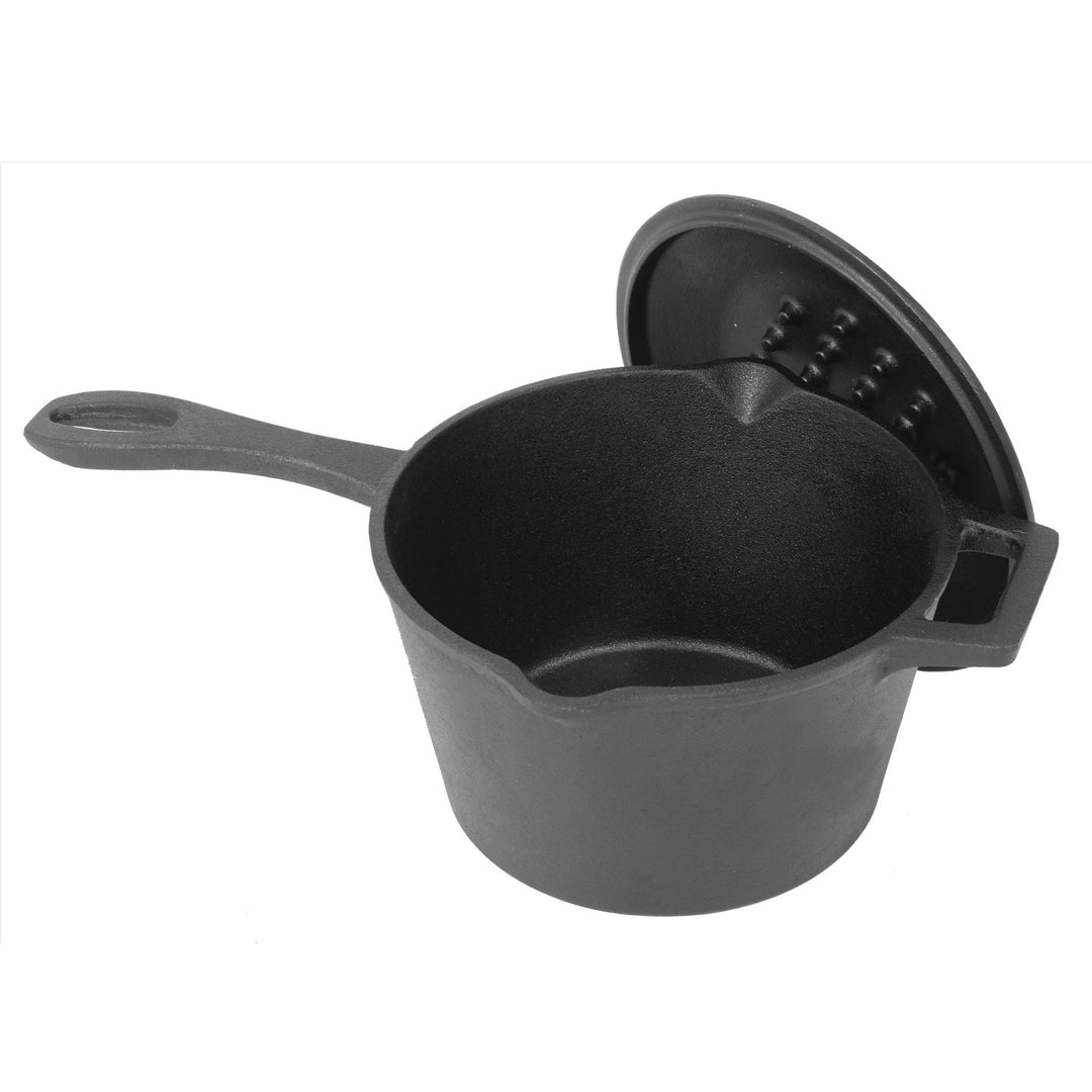 Bayou Classic 2.5 Qt Cast Iron Covered Sauce Pot w/Self-Basting Lid, Black(Used)