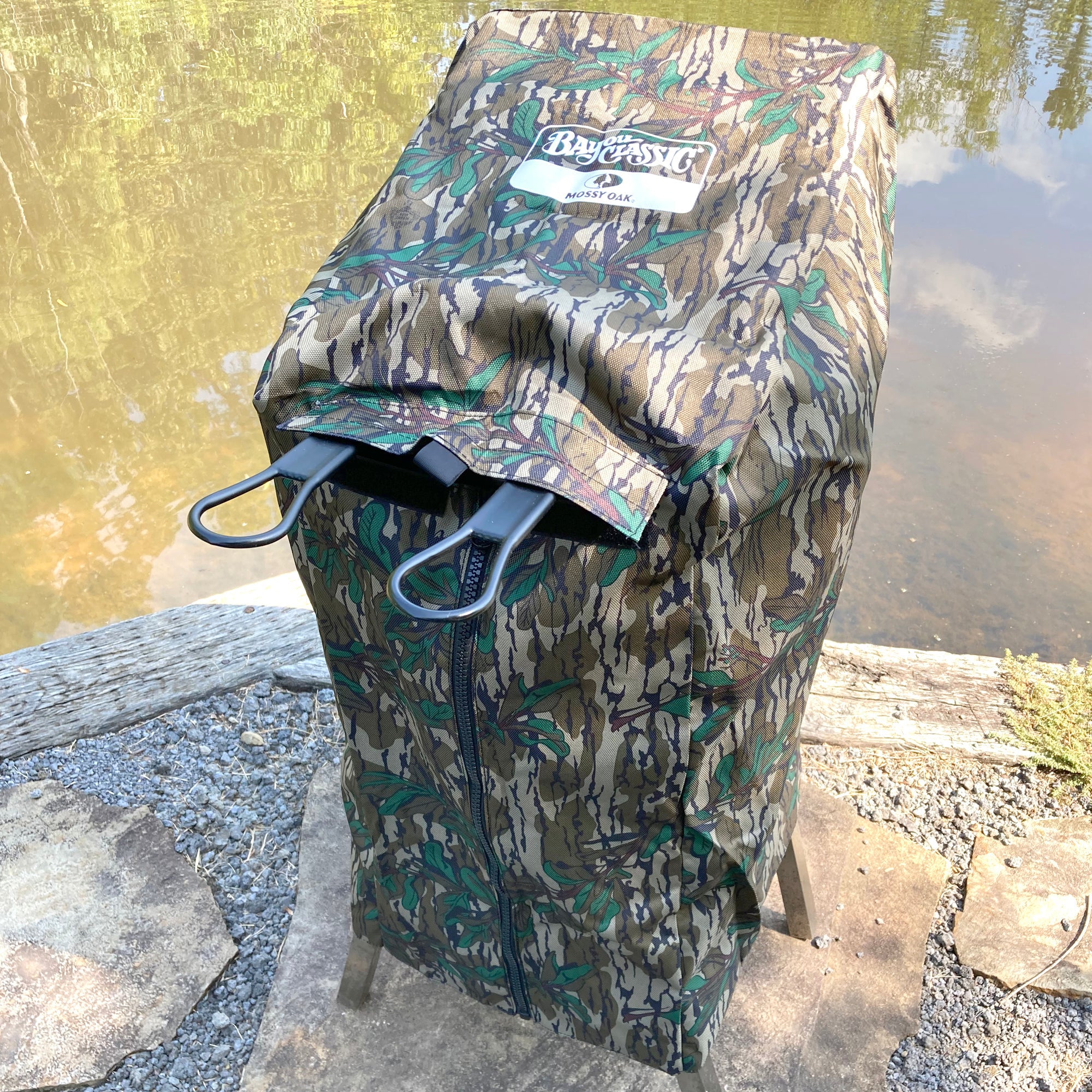 Bayou Classic Fitted Fryer Cover for 700-701 4 Gal. Fryer, Mossy Oak (Open Box) - VMInnovations