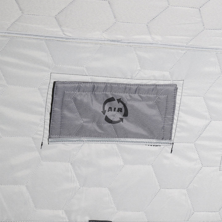 CLAM Portable 9 Ft 6 Person Ice Fishing Thermal Hub Shelter (Open Box)