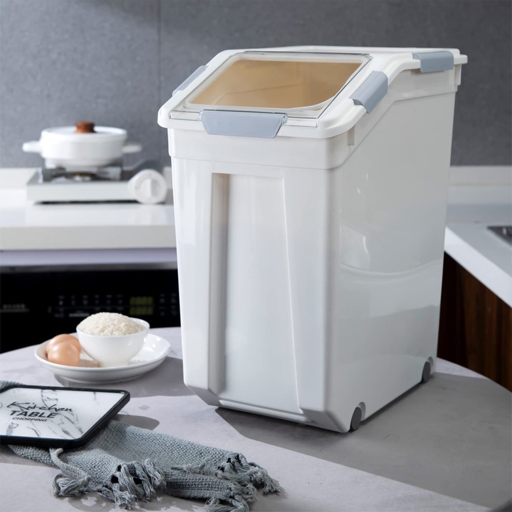 HANAMYA 33 Liter Rice Storage Container w/ Handle, Wheels & Measuring Cup(Used)