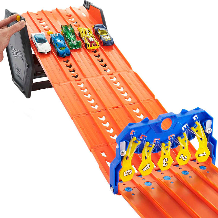 Mattel Hot Wheels 5 Lane Collapsible Roll Out Raceway Track Set, Multicolor