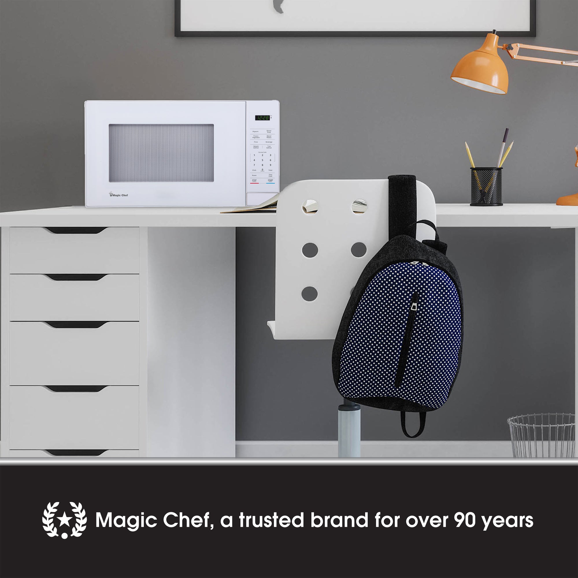 Magic Chef 1000 Watt 1.1 Cubic Feet Digital Touch Countertop Microwave, White - VMInnovations