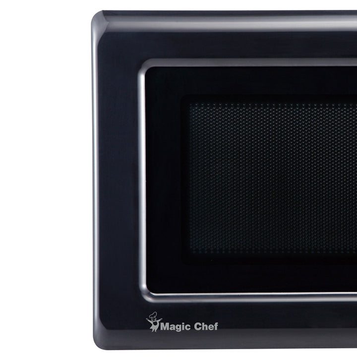 Magic Chef 700 W 0.7 Cu. Ft Digital Touch Countertop Microwave, Black (Open Box)