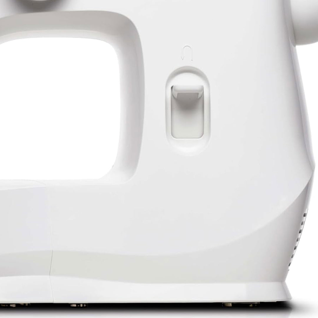 Singer Portable Steel Sewing Machine w/LED Lighting and Accessories, White(Used) - VMInnovations