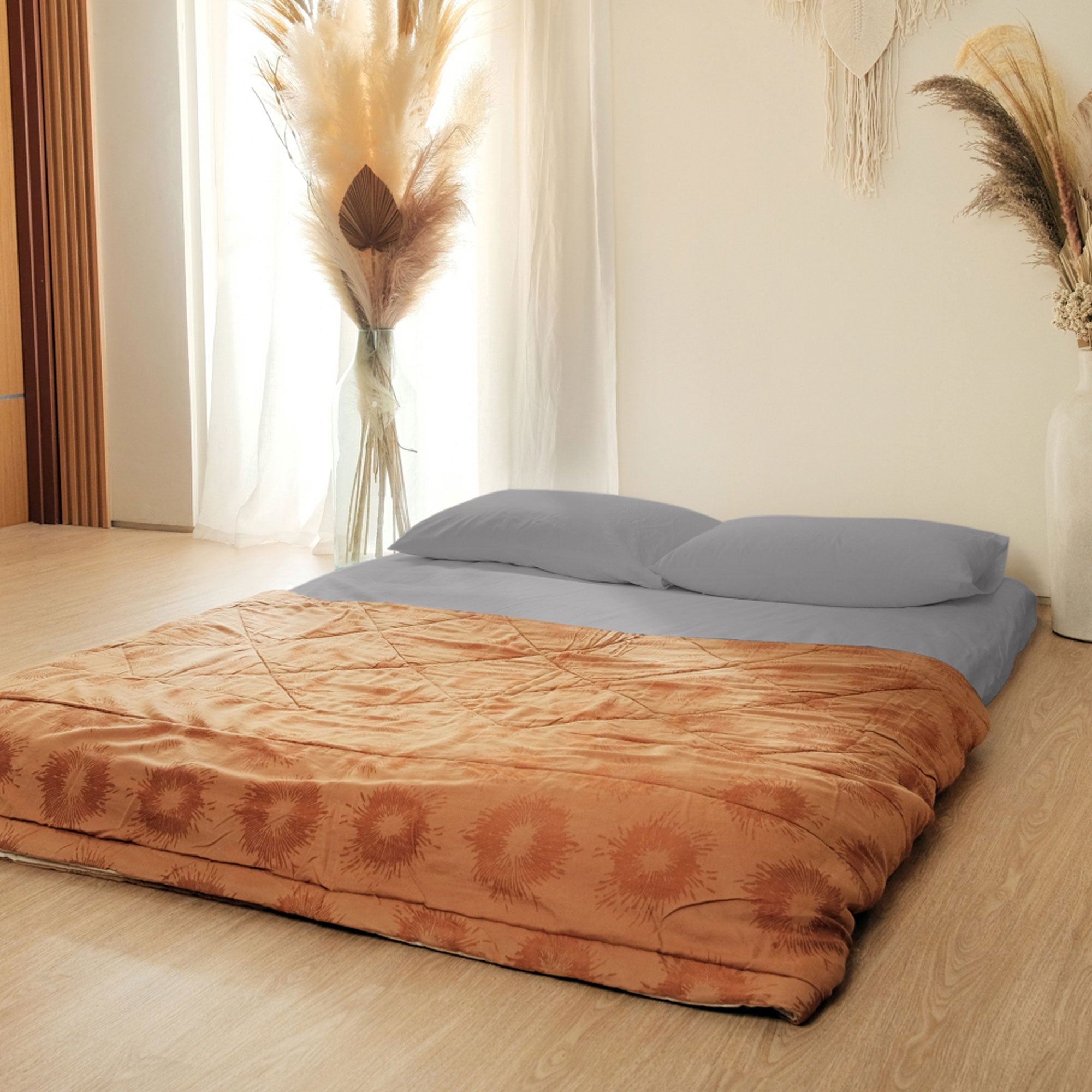 Native Nest Japanese Futon Floor Mattress, Medium Firm , Queen, Grey (Used) - VMInnovations